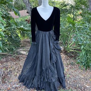 Albert Capraro Couture Gown Black Ruffle Velvet Dress VINTAGE Large